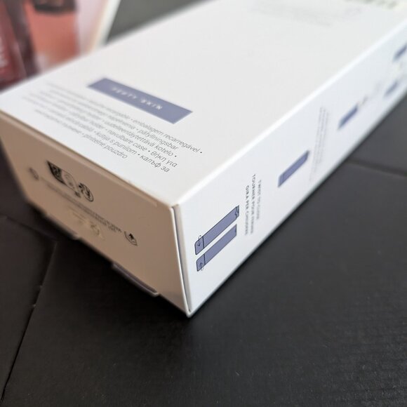 Fenty Skin Hydra Vizor Huez SPF 30 Refillable Tinted Moisturizer Set - #6 - Picture 4 of 4